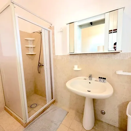 Villa Elisa - Baia Verde *